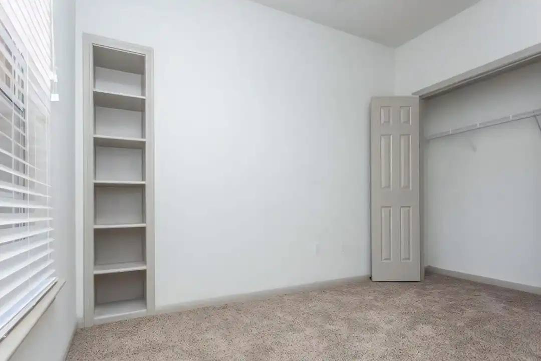 Apartment in Sugar Land - View 2