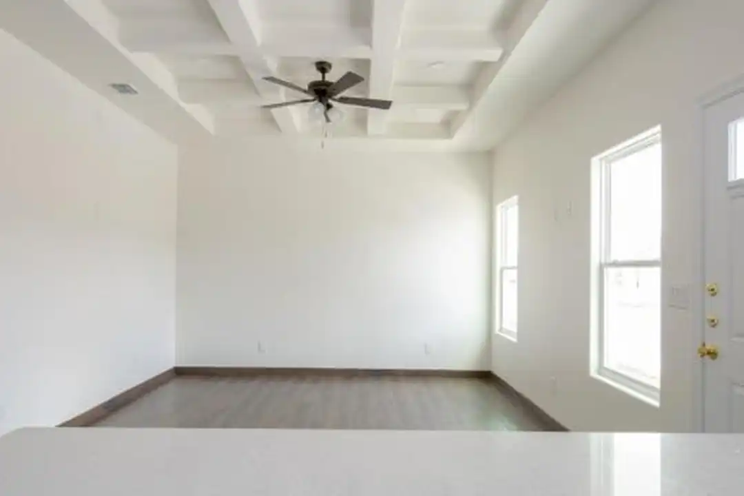 3012 W Sandlewood St - View 5