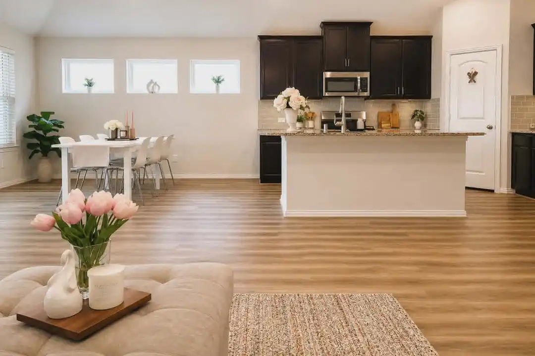 16603 Villa Del Luna Ln - View 6