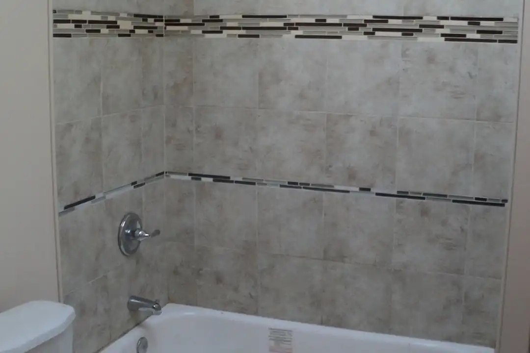 161 W Weaver St – photo 1