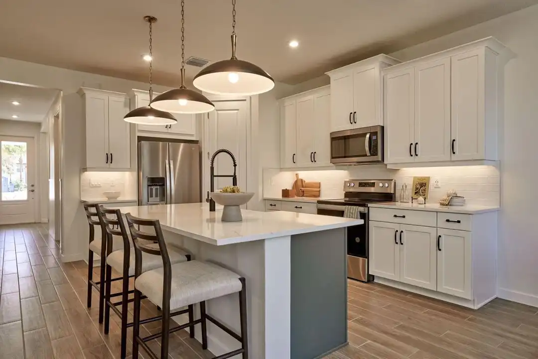 7182 Claudelle St - View 3