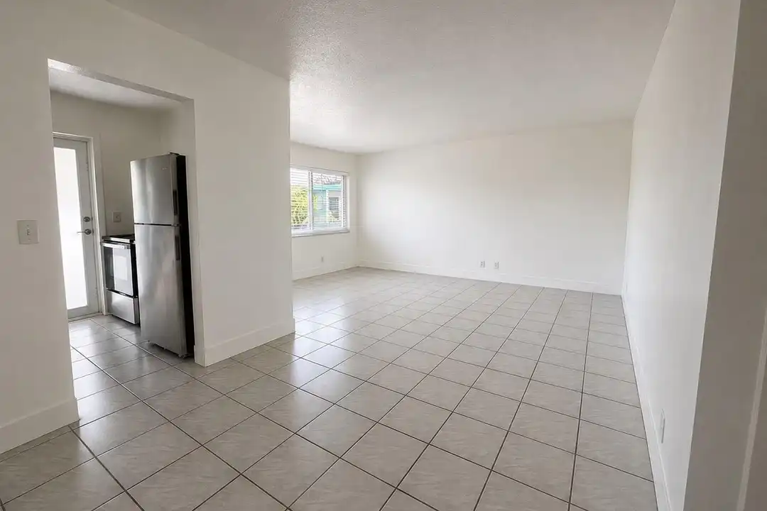 1857 Jefferson St #304 - View 5