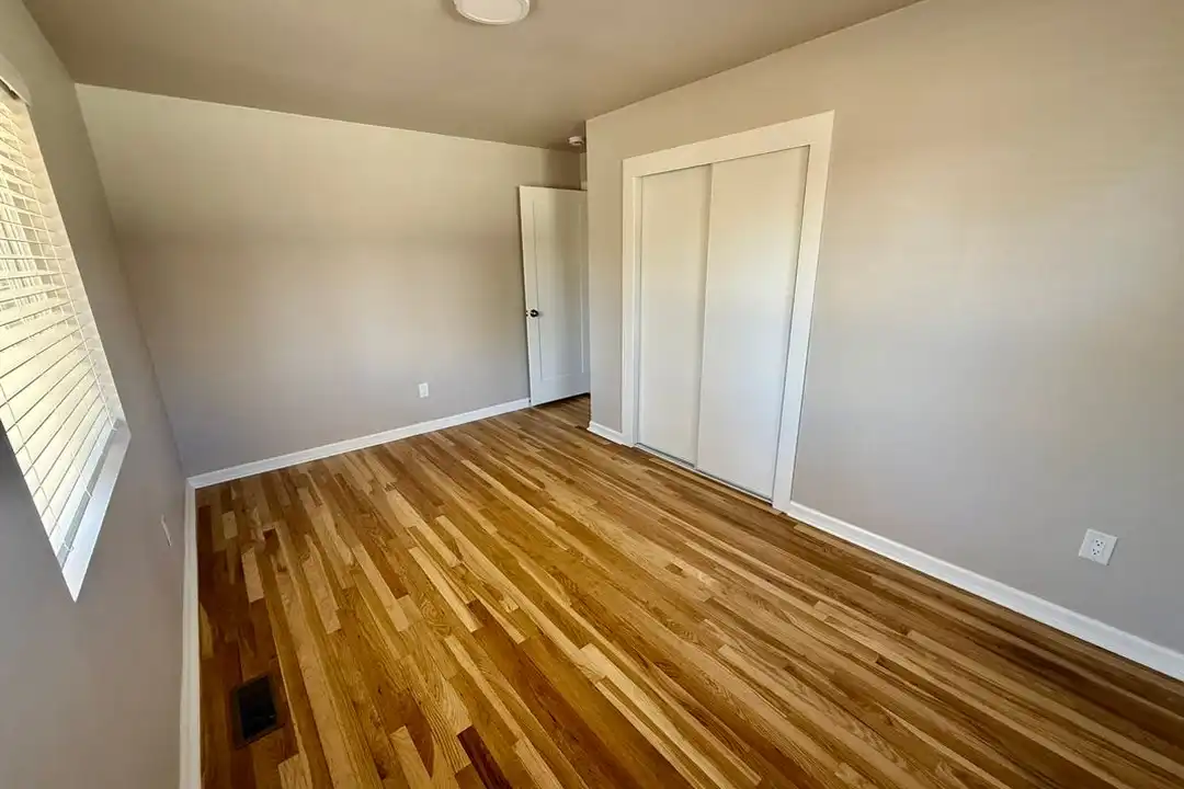 1205 S Grape St - View 6