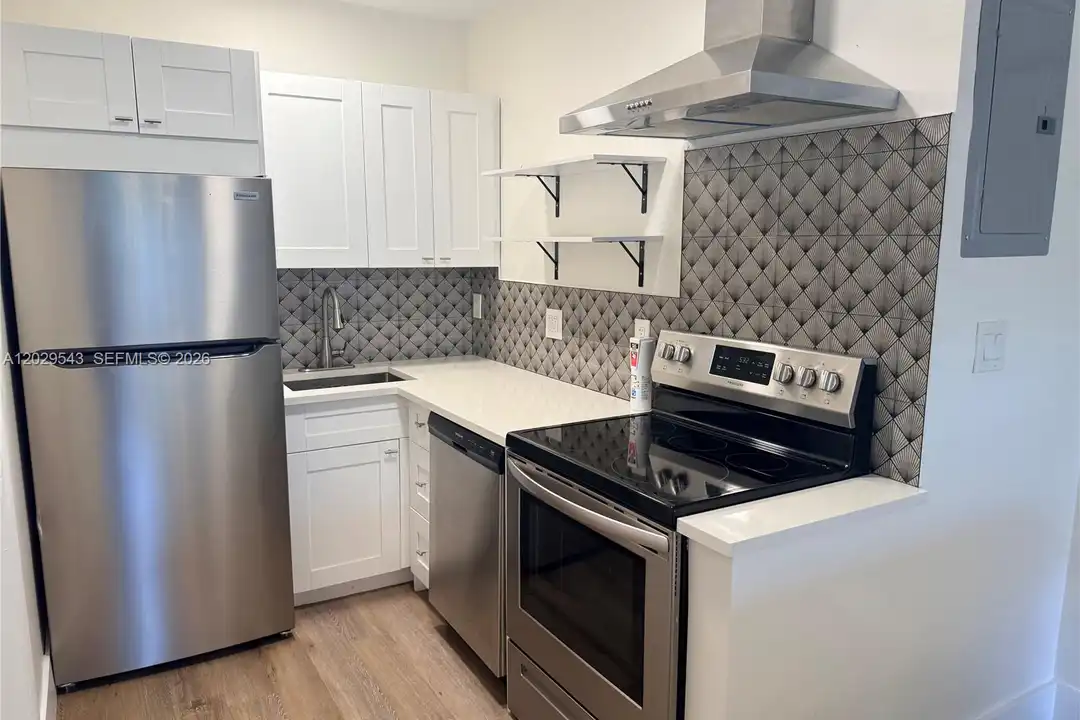 260 S Cypress Rd unit 108 - View 6