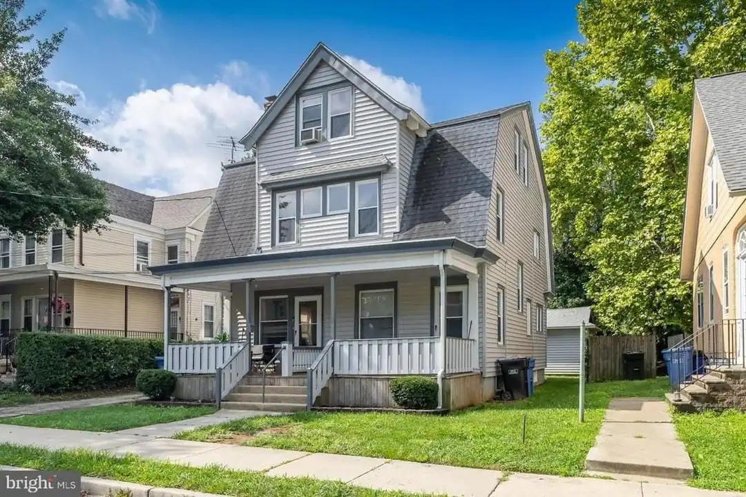 145 High St – photo 1 of 17