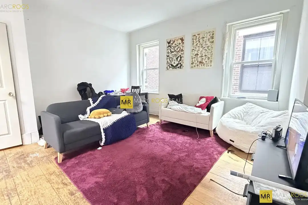 17 Aberdeen St unit 6 - View 2