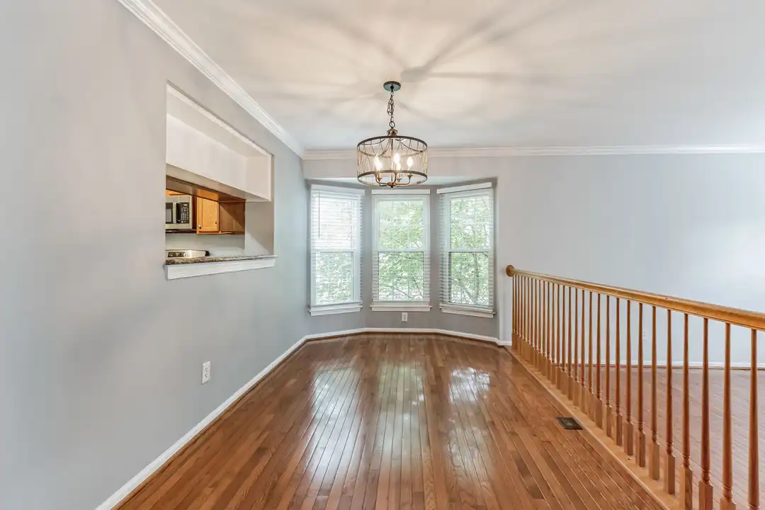 5201 Dunstable Ln - View 3