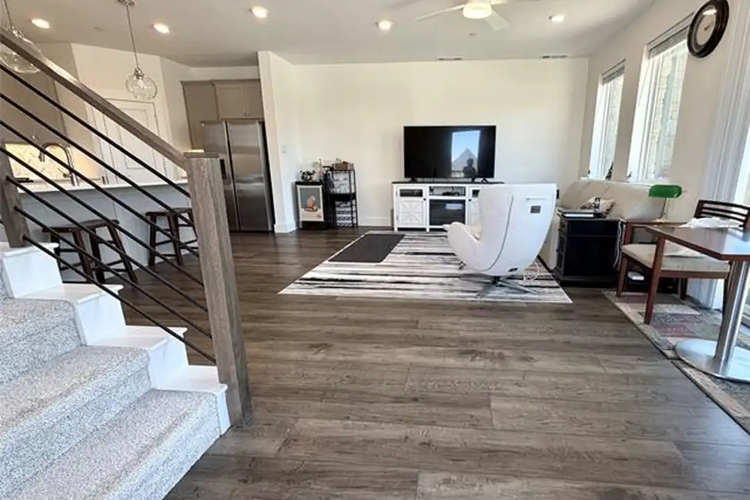 760 Cavitt Ct - View 3