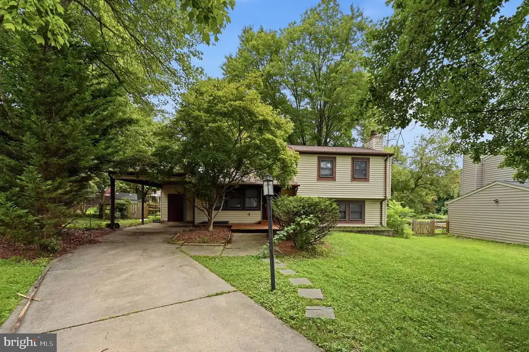 6251 Parallel Ln – photo 1