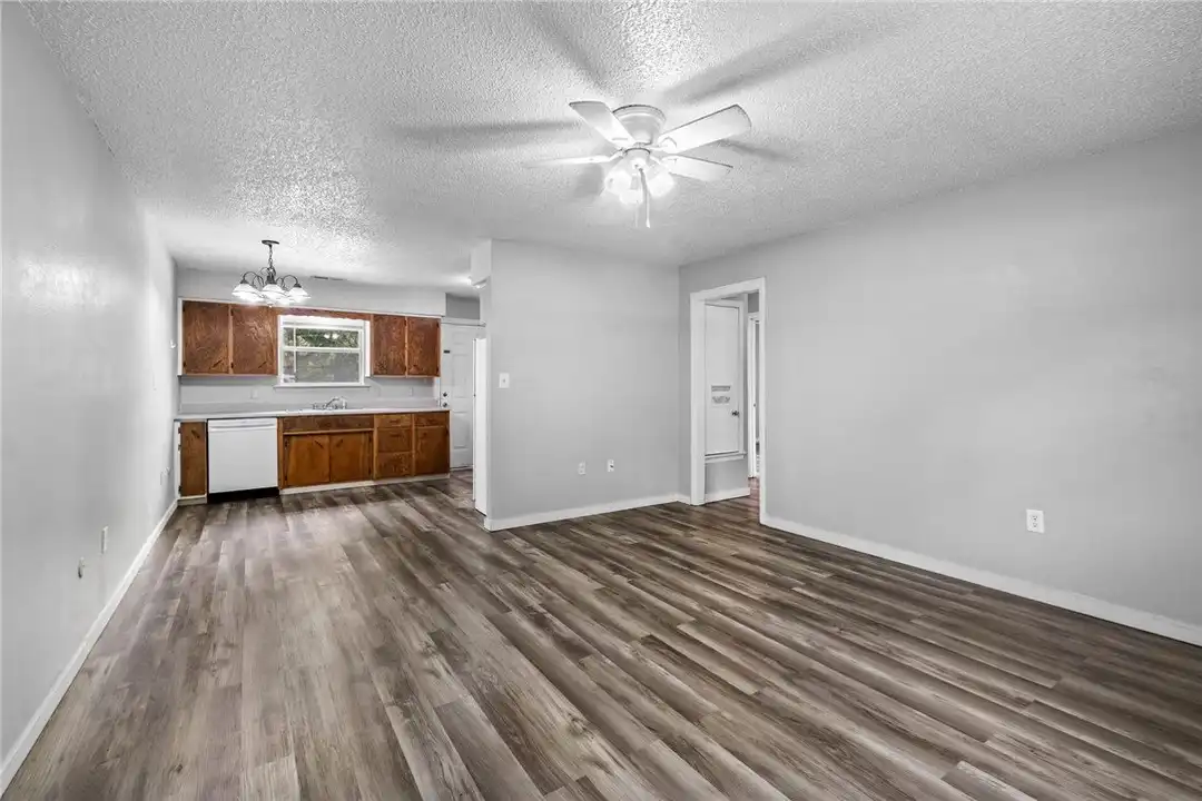 1309 S Washington Ave #4 – photo 1
