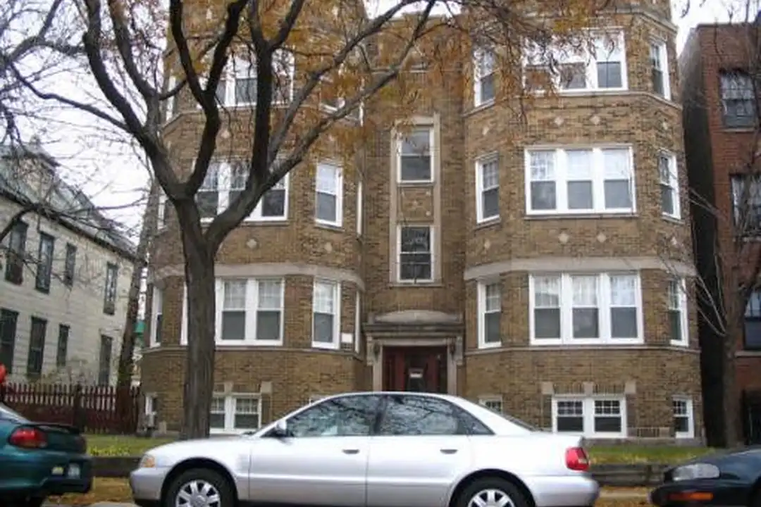 1406 W Warner Ave - View 2