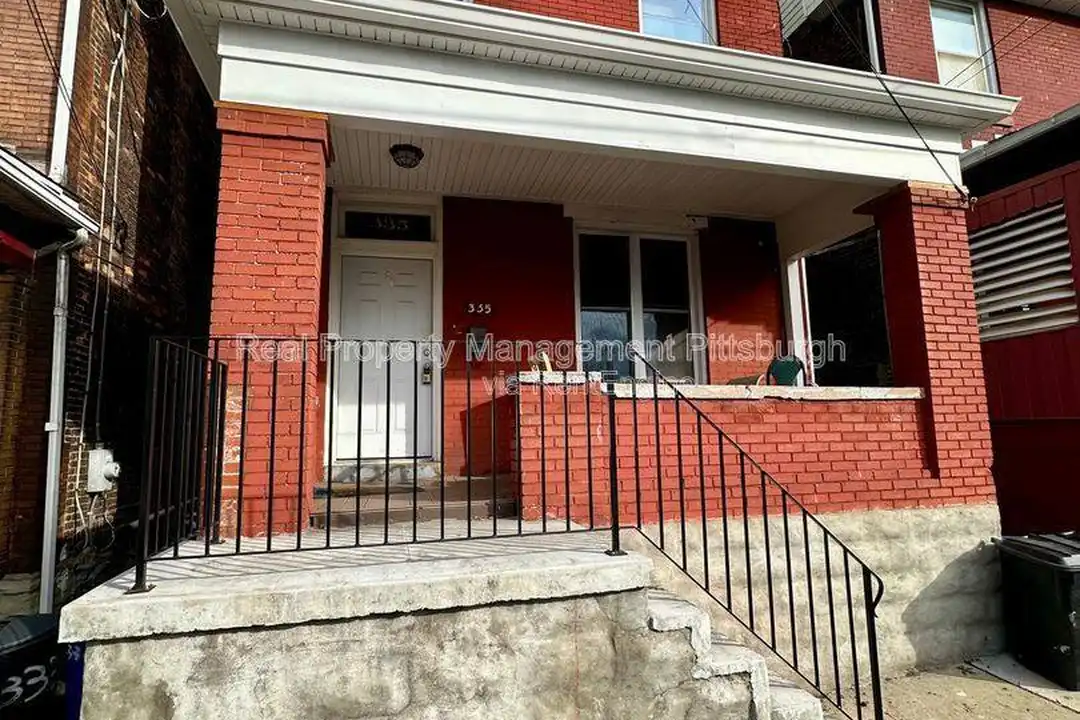 335 Lawn St – photo 1