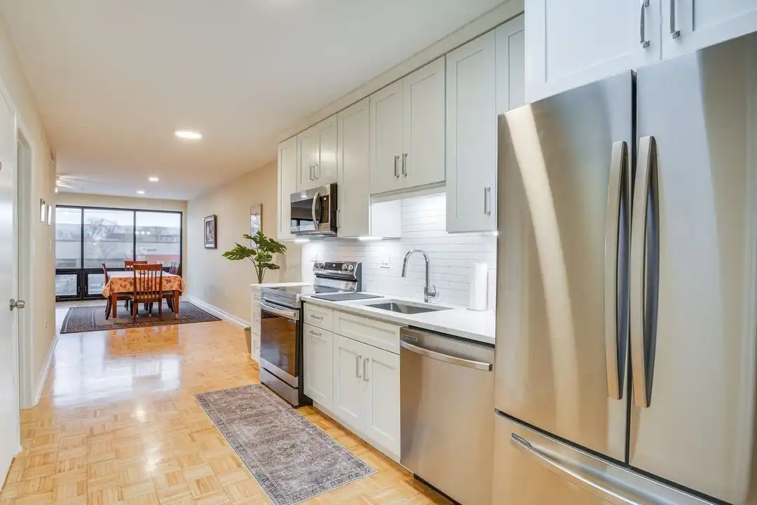 4319 N Central Ave unit 1546187P - More