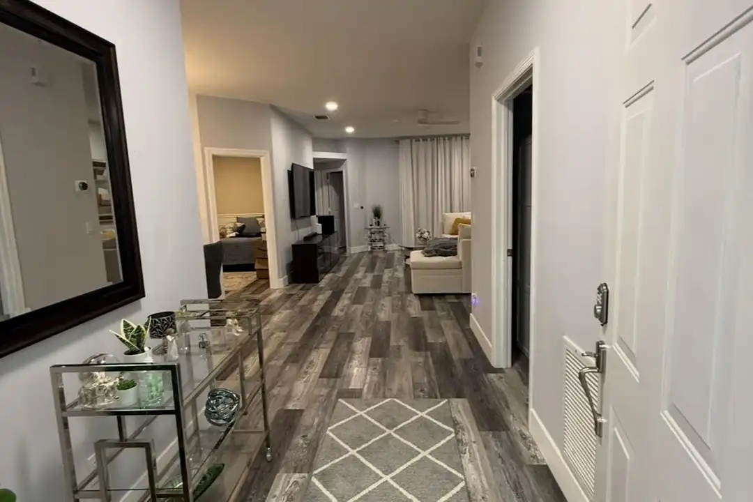 822 NW Sorrento Ln - View 4