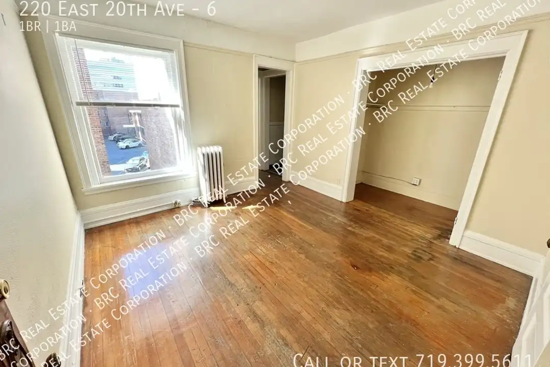 220 E 20th Ave – pohled 2
