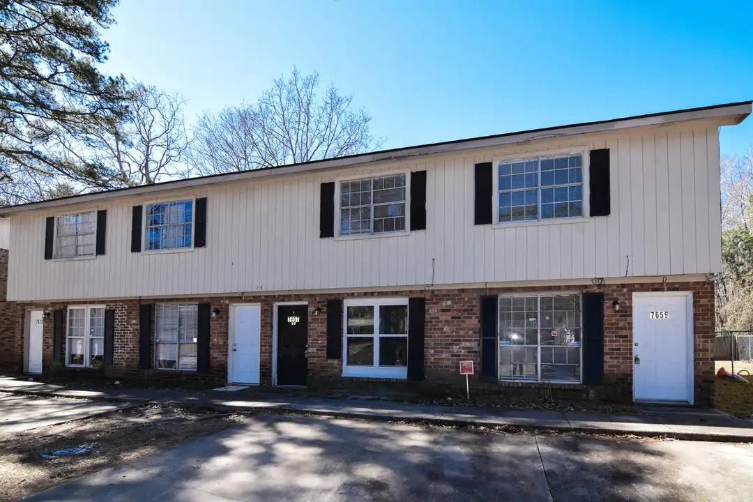7655 Hunters Ridge Ln – photo 1