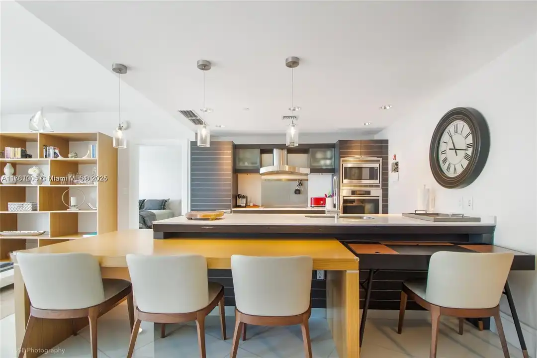 200 Biscayne Blvd Way unit 3108 - View 5
