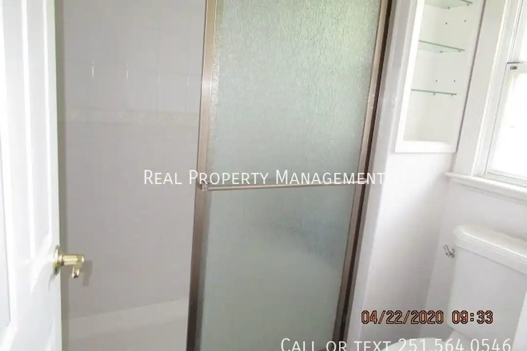 House in Mobile - View 2
