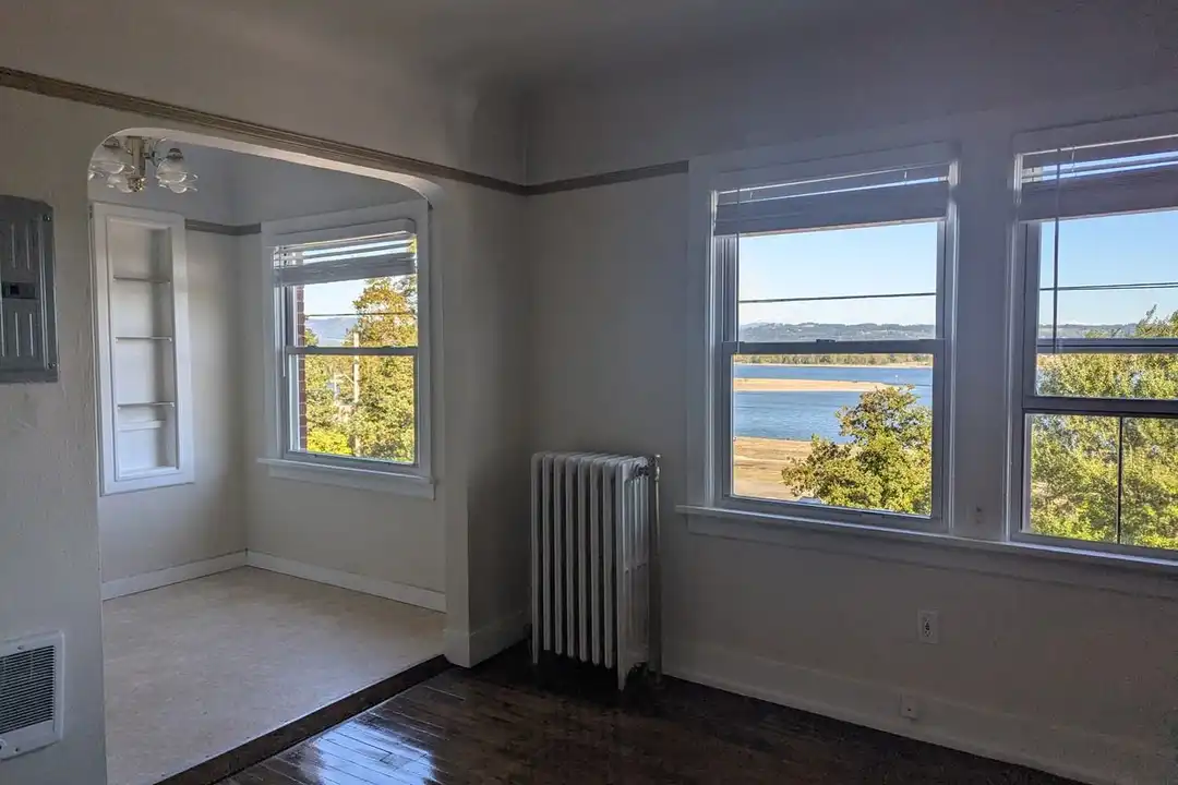 405 S 2nd St unit 210 – photo 1 of 26