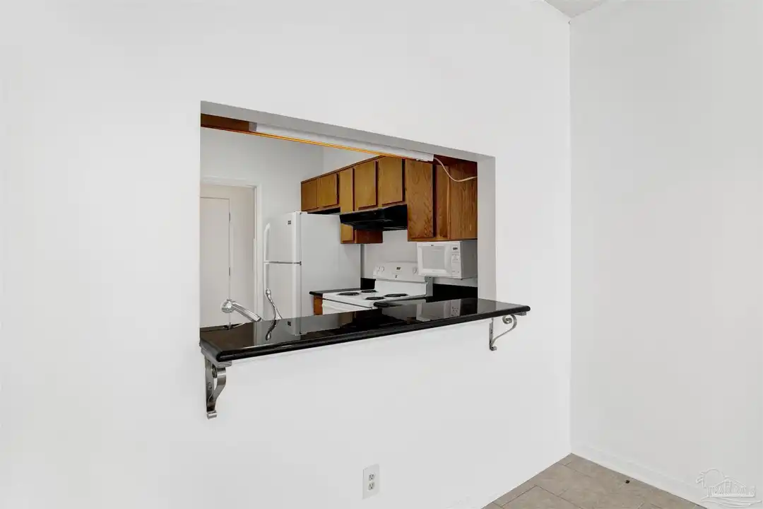 601 E Burgess Rd #K11 - More