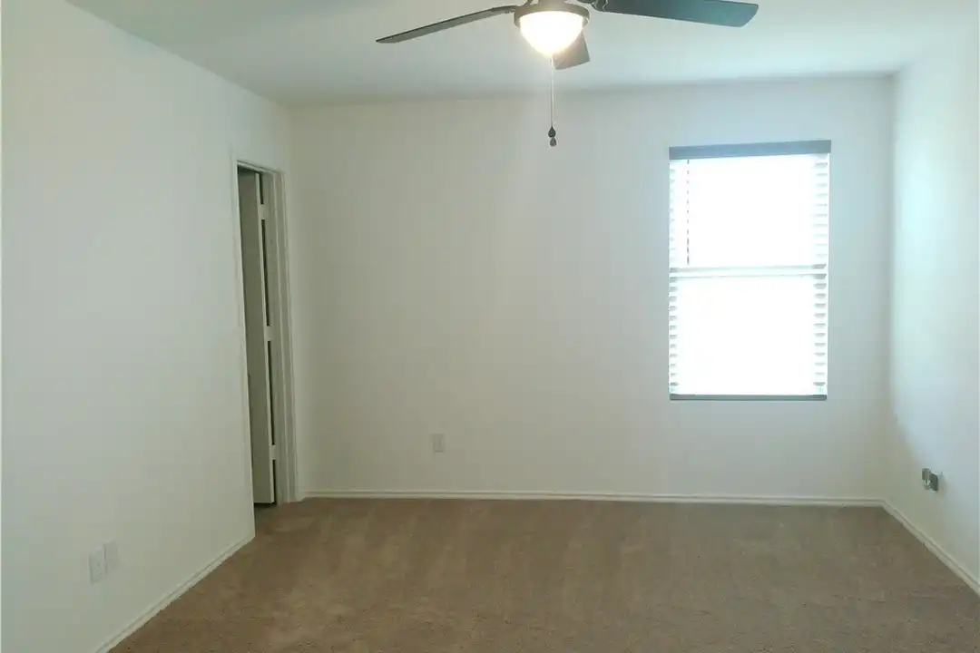 7705 Wonder Woman Dr - View 6