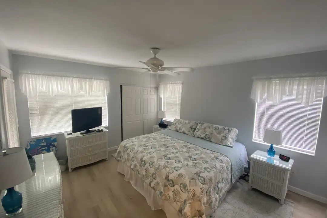 Apartment in Venice - More