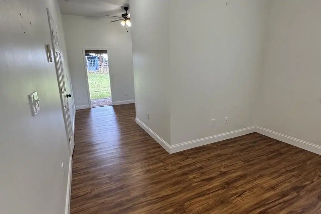 House in Danielsville - View 4