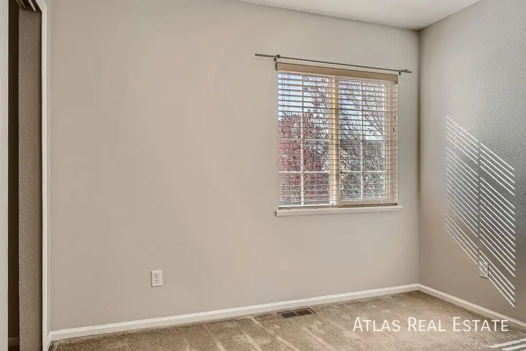 4526 Crow Creek Dr - More