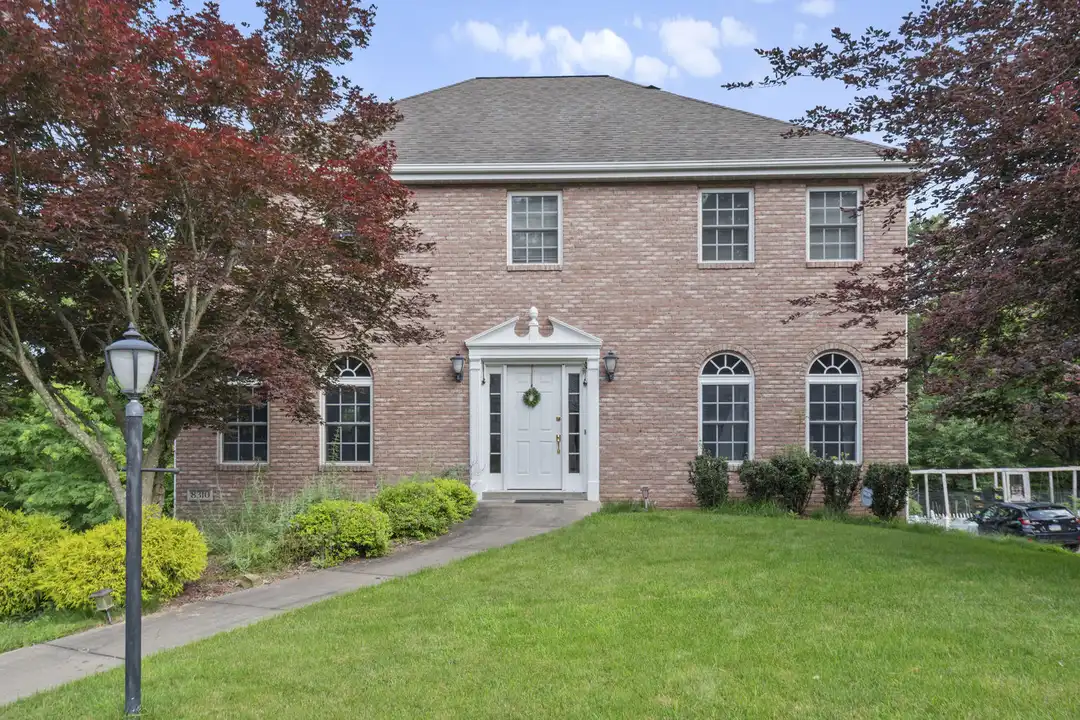 8310 Reagan Dr – photo 1