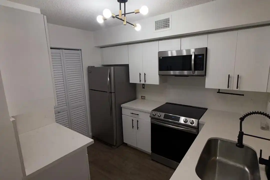 11165 SW 6th St unit 203 - View 5