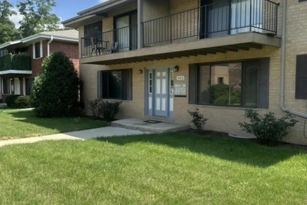 14833 Kilpatrick Ave #1E – photo 1 of 20