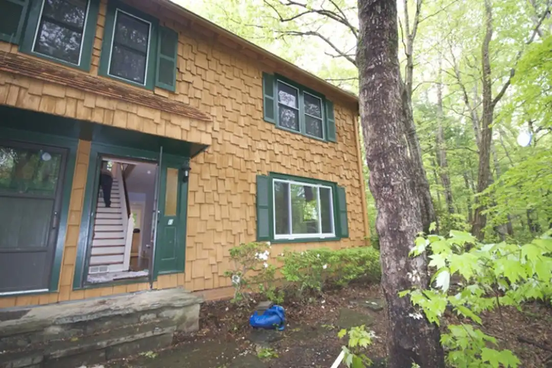 510 Vineyard Rd - View 2