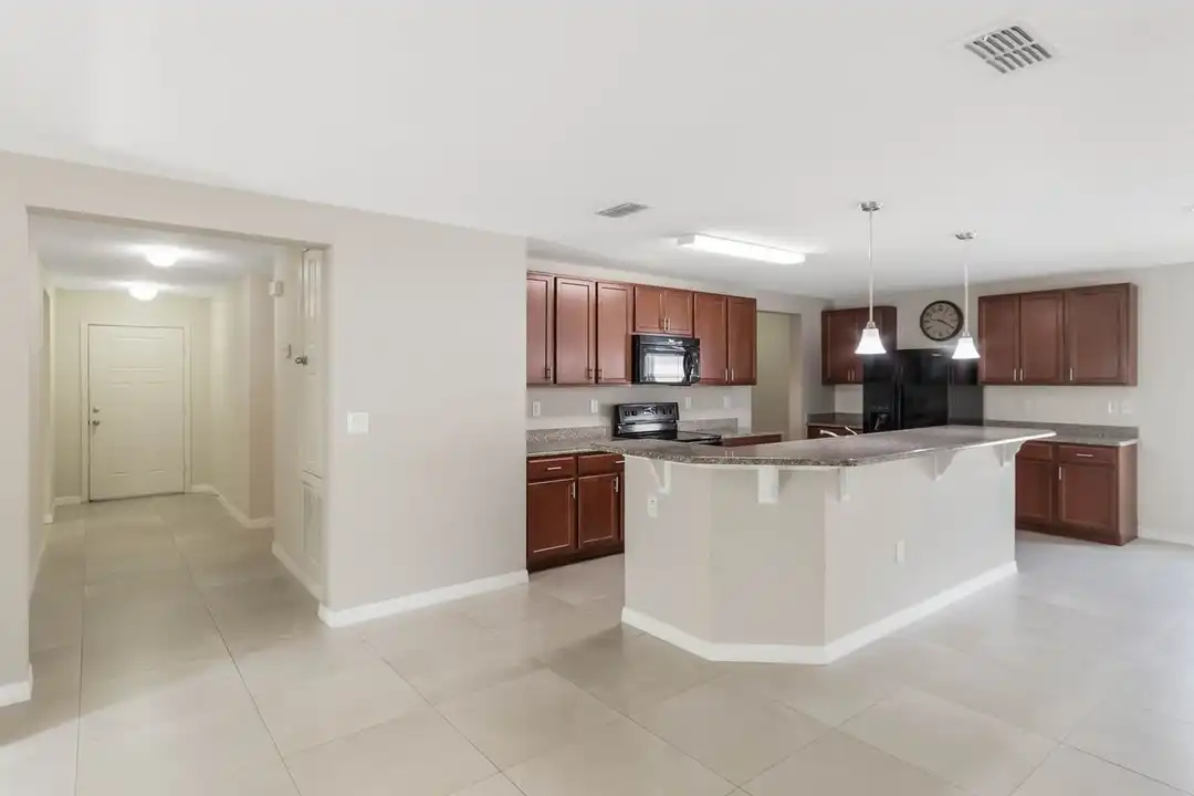 House in Saint Cloud - View 5