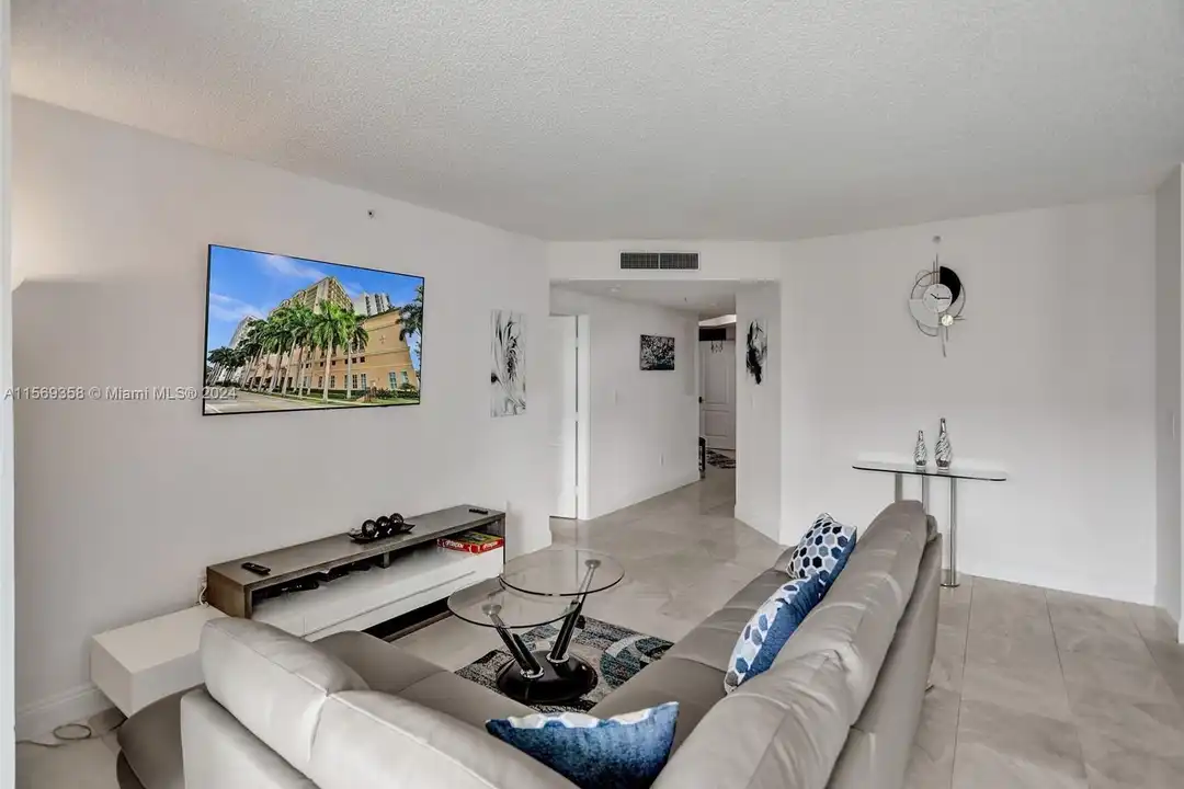 17555 Atlantic Blvd #1101 - View 5