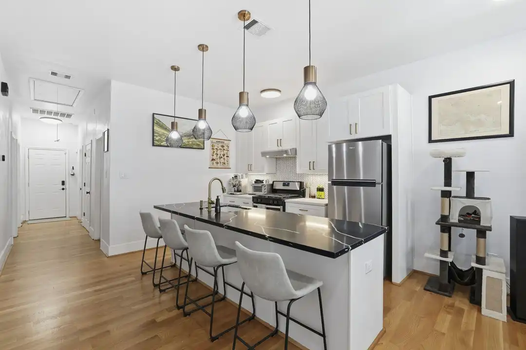 1401 Sydnor St - View 6