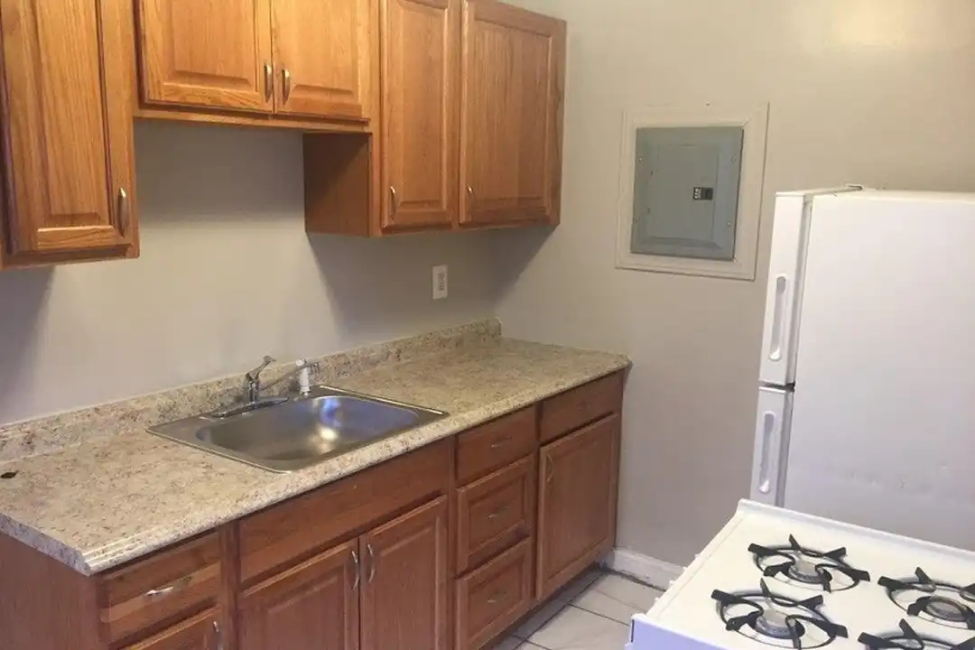 Apartment in Washington - View 5