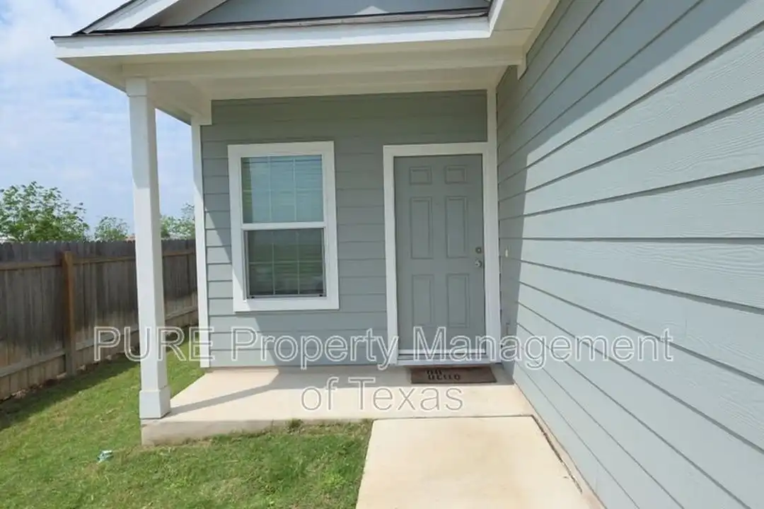 1232 Cattail Ln - View 2