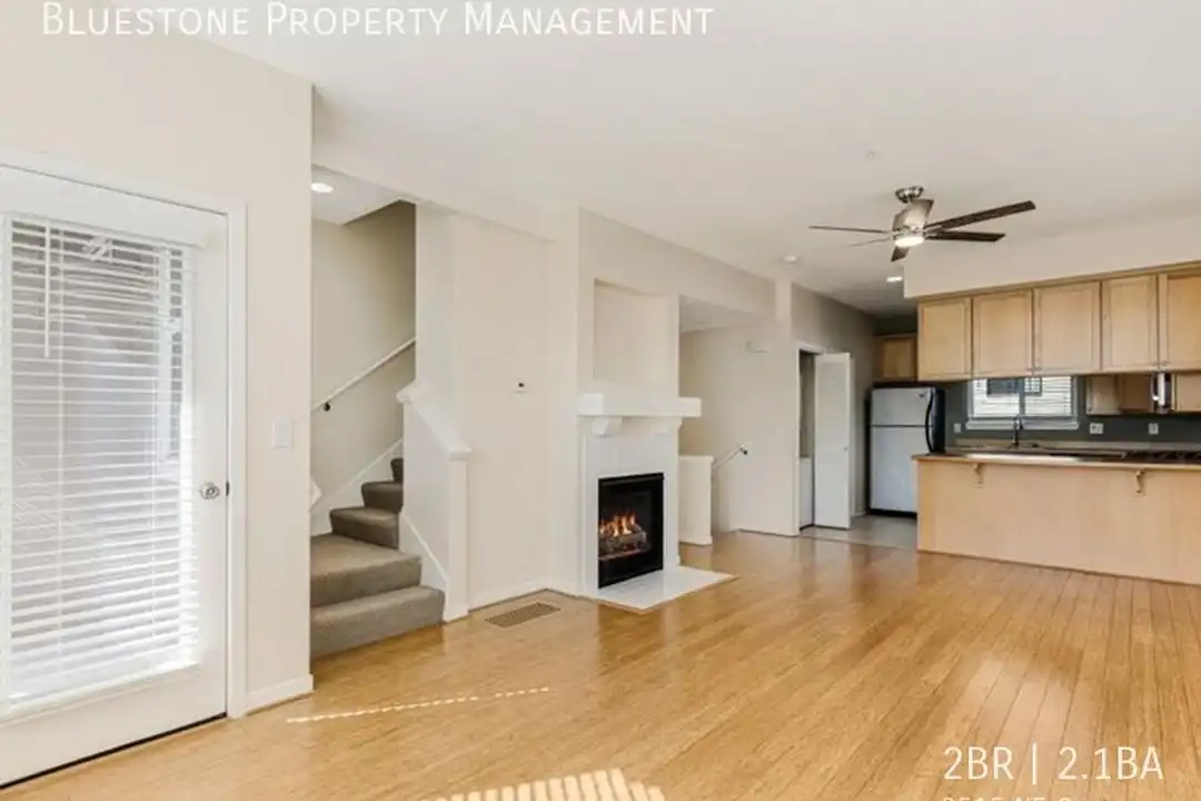 3515 NE Grand Ave - View 4