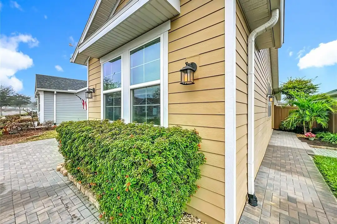 383 Alcove Dr - View 6