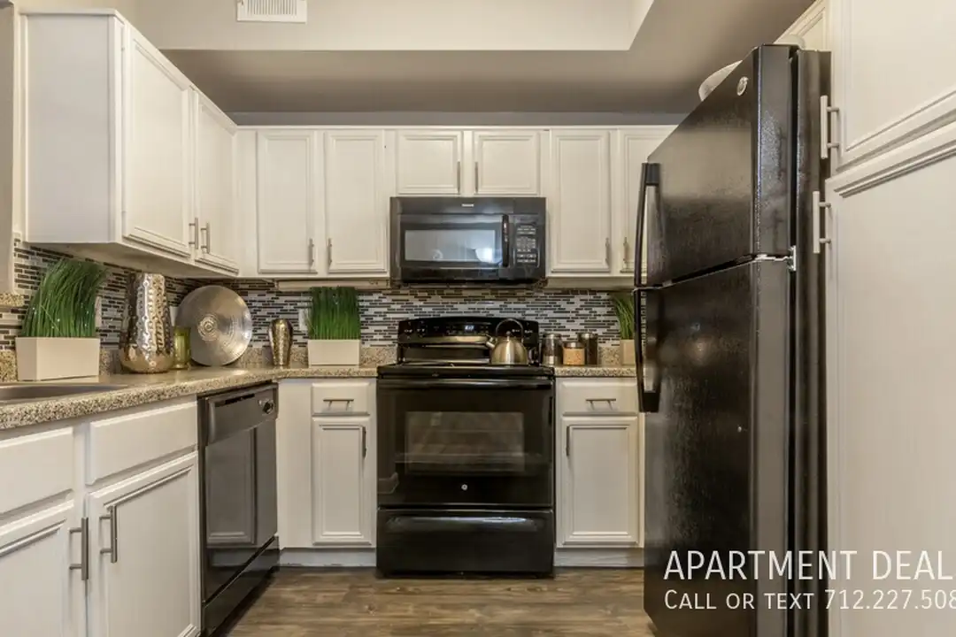 12661 Kuykendahl Rd – photo 1