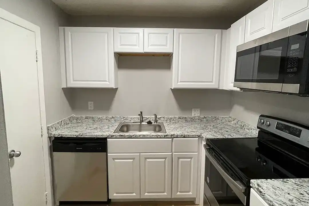 1037-1045 River Street – photo 1 of 6