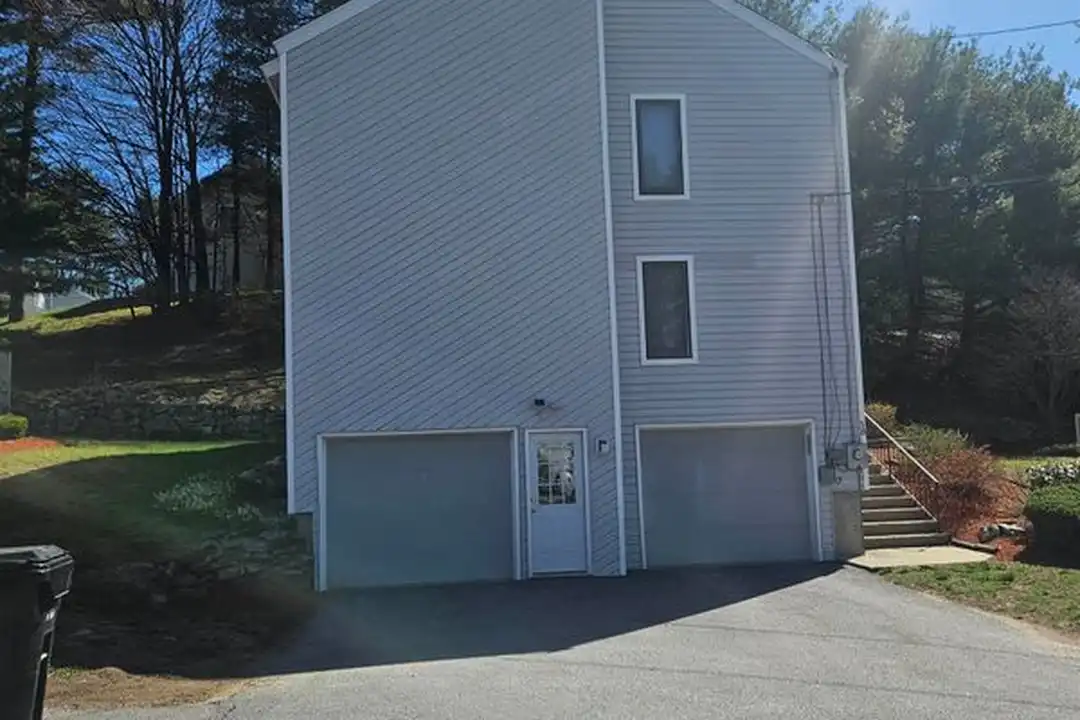 18 Landsdown Dr unit 18 - View 2