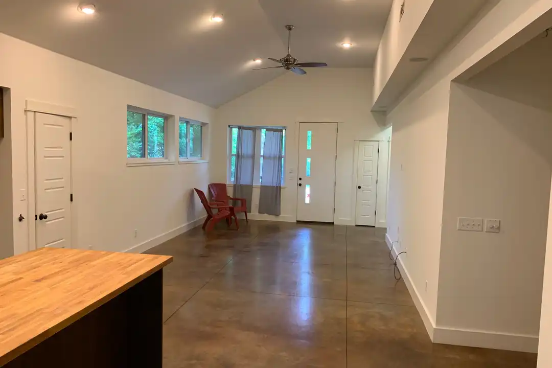 420 S Church Ave - View 4