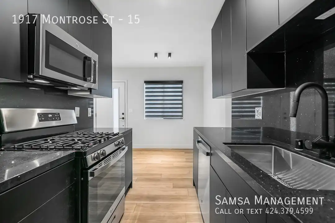 1917 Montrose St - View 2