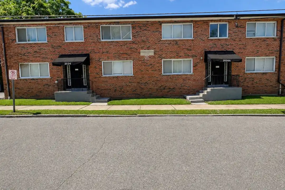 2654 Pestalozzi St unit 4 – photo 1 of 8