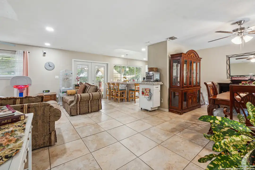 6738 Spring Manor St - View 4