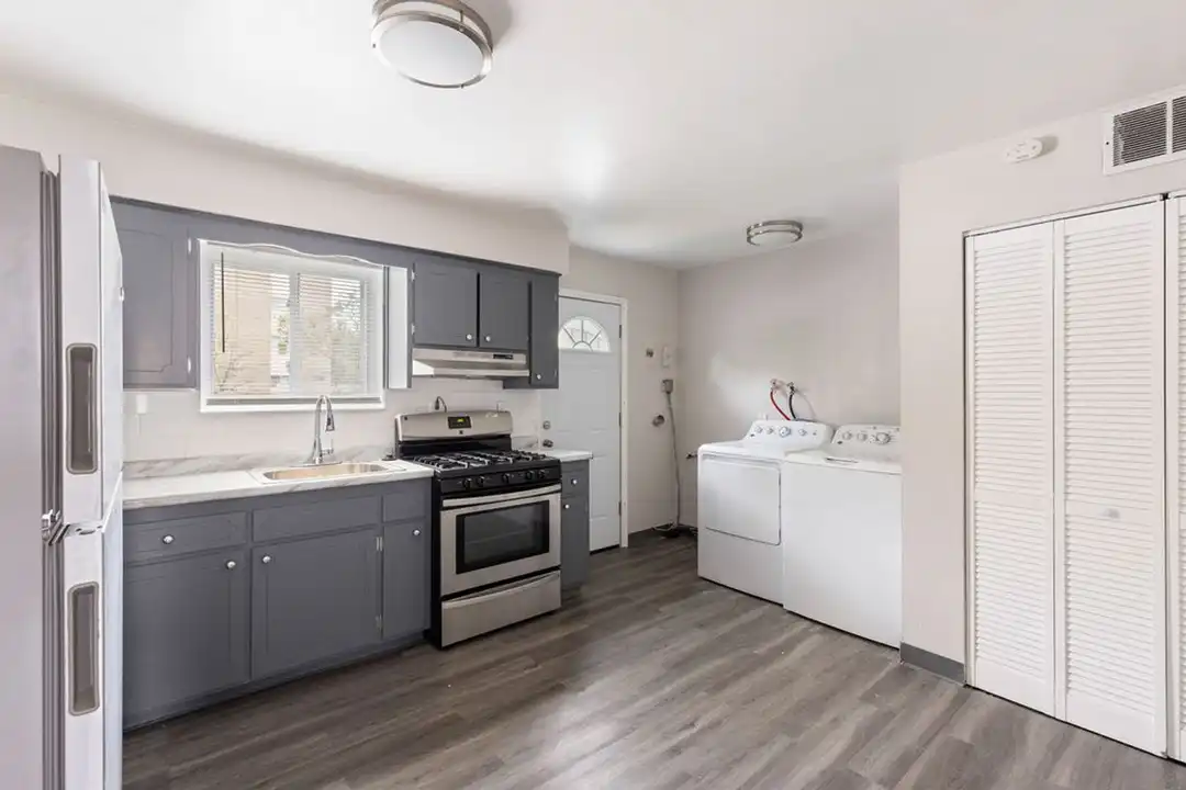5568 Perkins Rd unit 5574 Perkins – photo 1 of 23