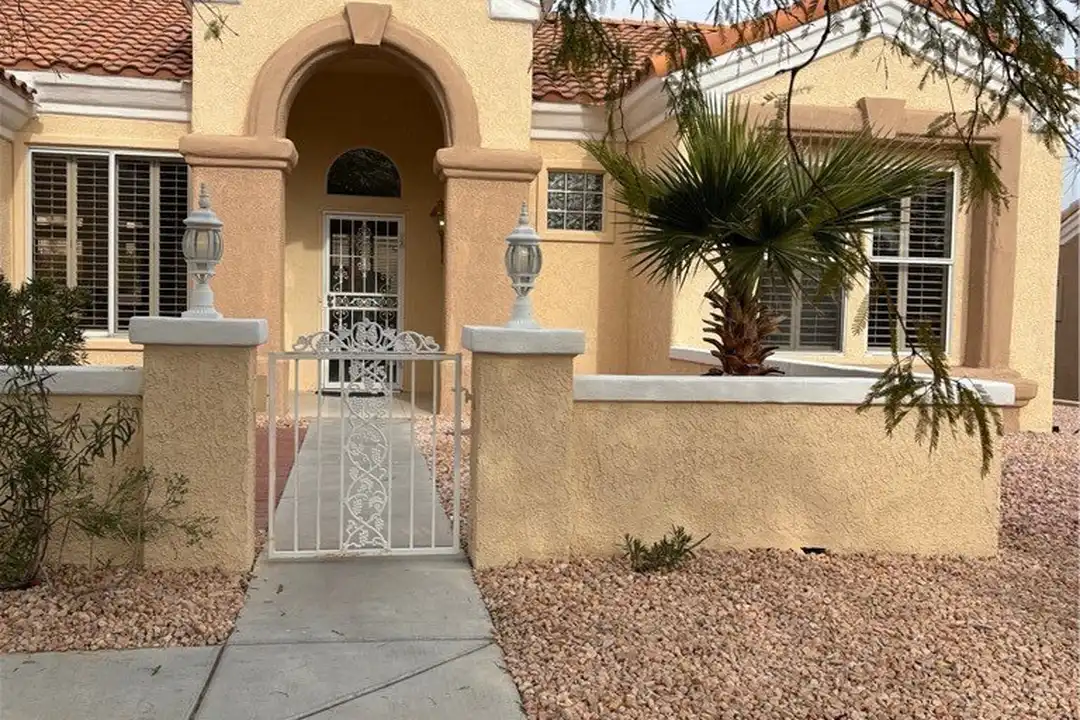 10800 Mission Lakes Ave - View 3