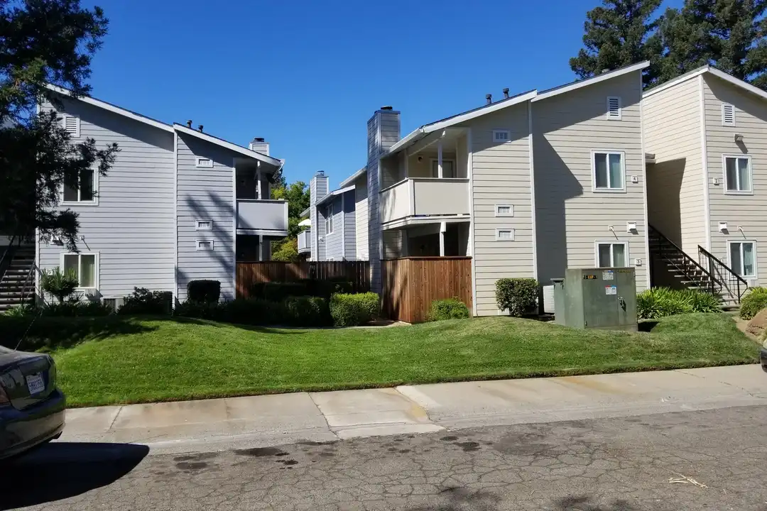 Apartment in Sacramento - View 3