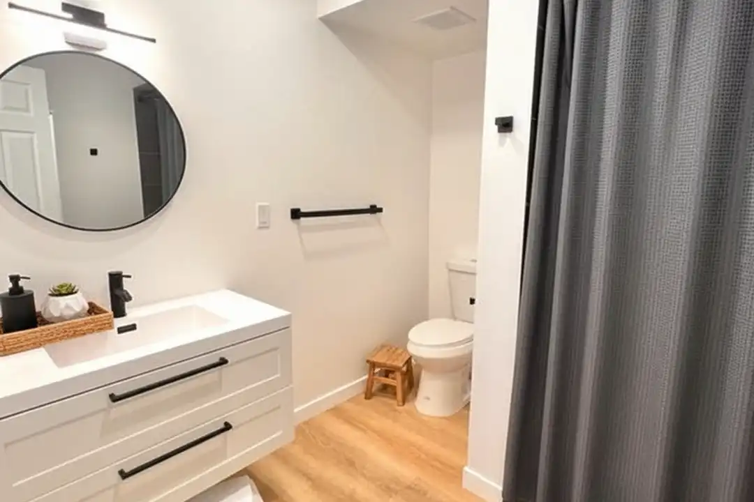 510 E 97th St unit 19 - View 4